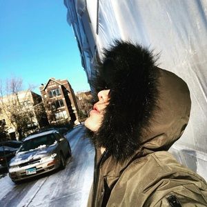 Meet your Posher, Jean